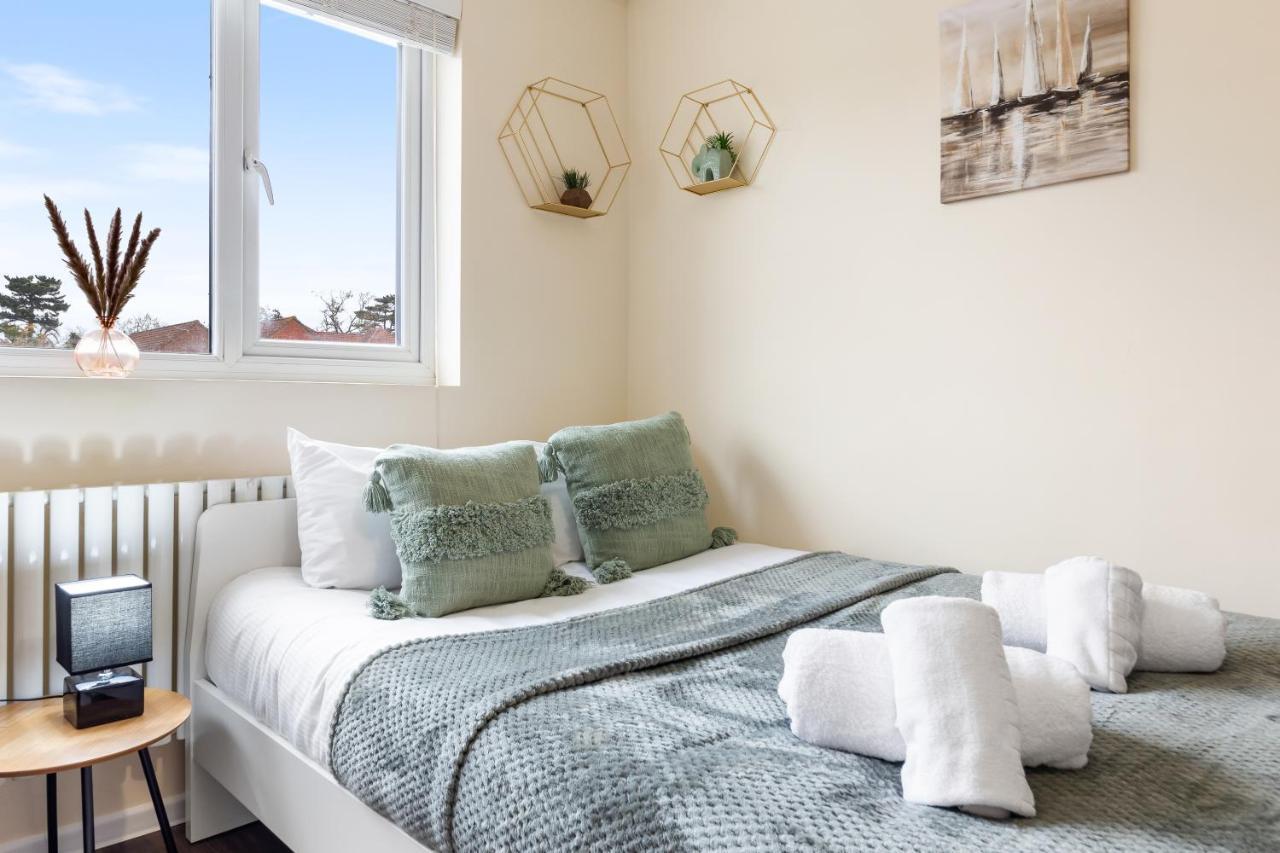 Twickenham Homes Isleworth Buitenkant foto