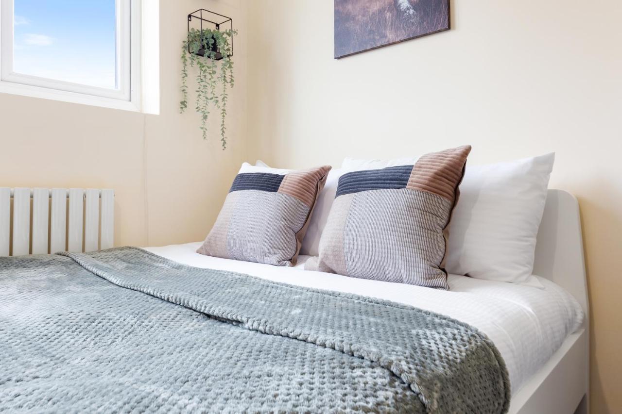 Twickenham Homes Isleworth Buitenkant foto