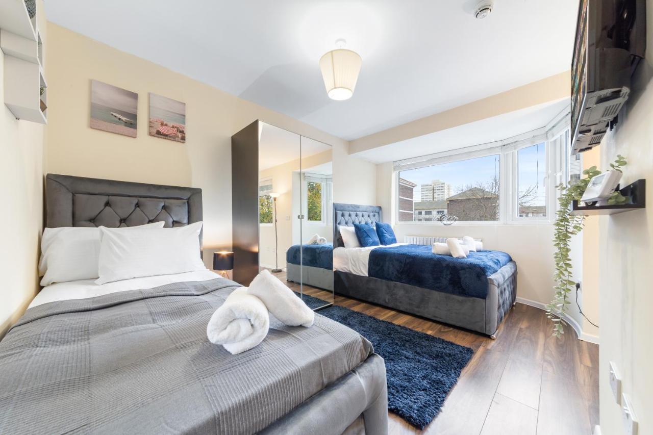 Twickenham Homes Isleworth Buitenkant foto