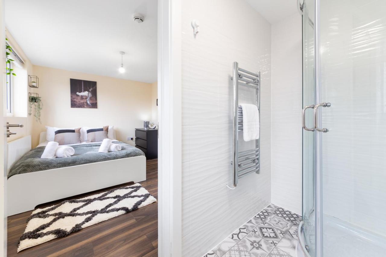 Twickenham Homes Isleworth Buitenkant foto